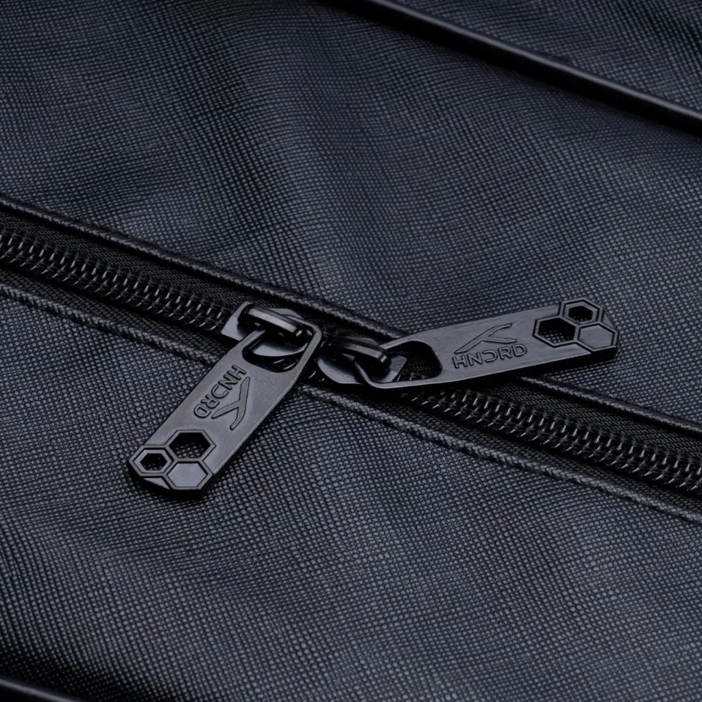 powerplay_kitbag_black_image_4.webp