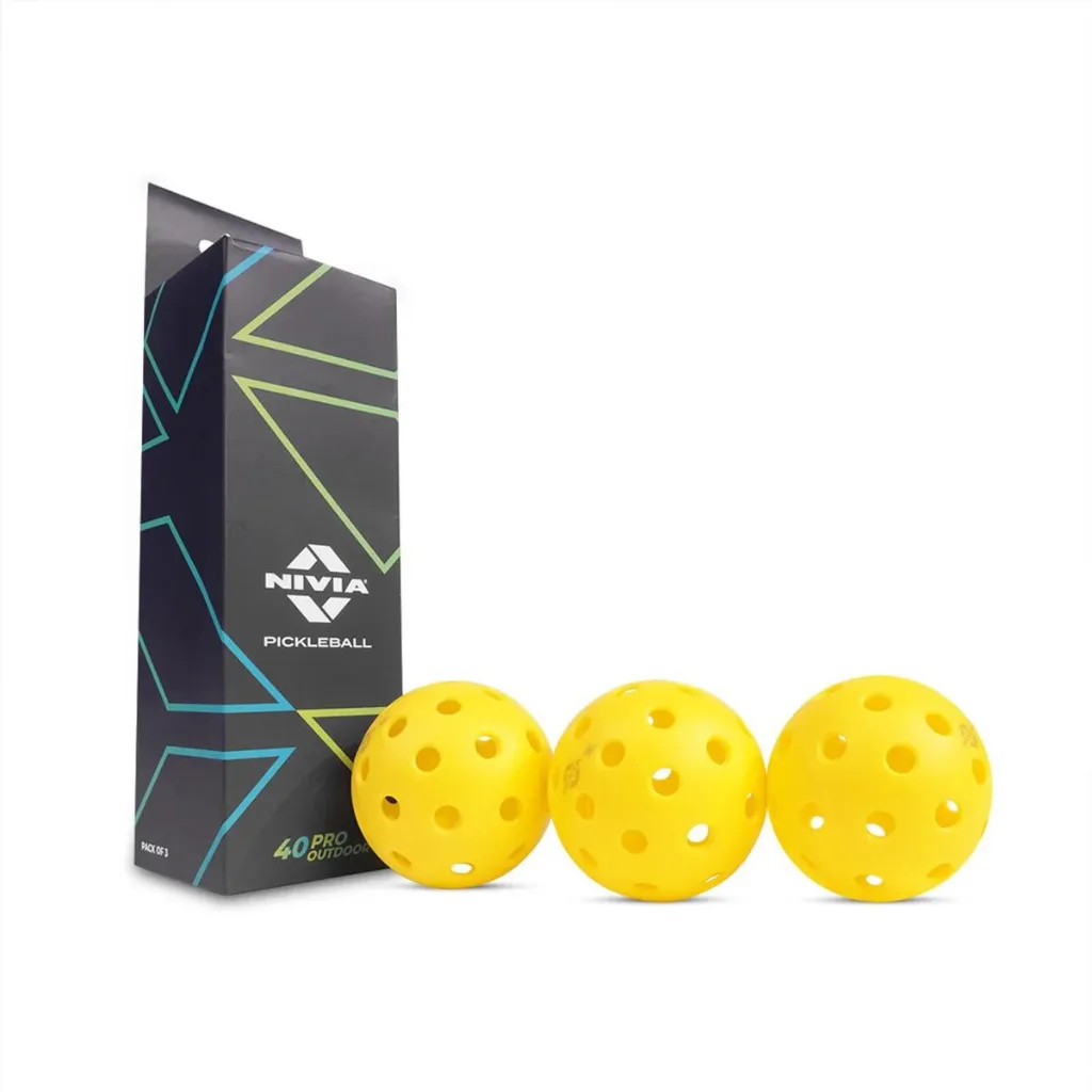 40PRO OUTDOOR PICKLE BALLS - PACK OF 3_image_1.webp