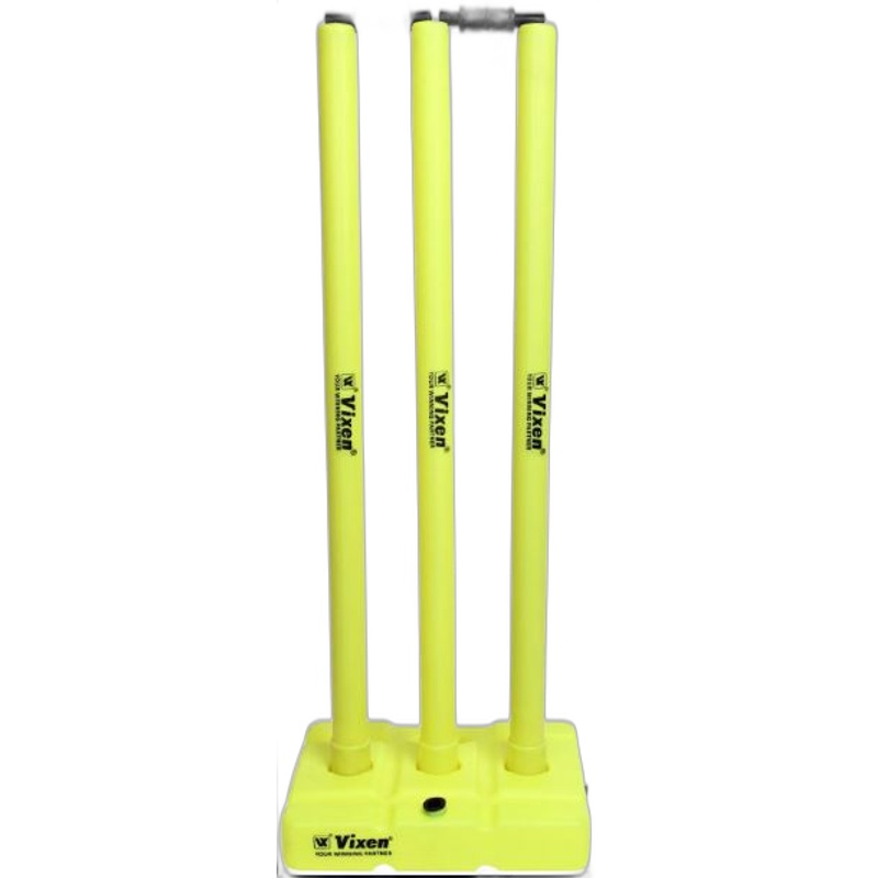 VIXEN PLASTIC CRICKET STUMP SET NO.6
