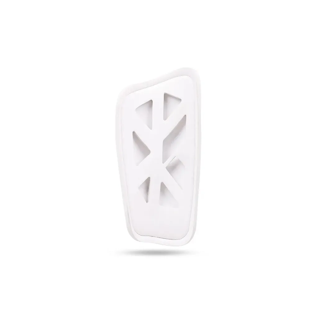 Nivia Classic Shin Guard with Sleeve ( M,L)
